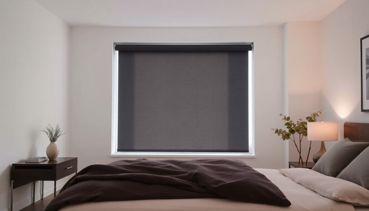 Beneficios de usar un Antifaz de Seda para un Sueño Reparador