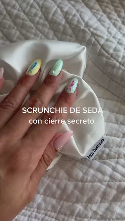 Scrunchie 6 cm con cierre oculto